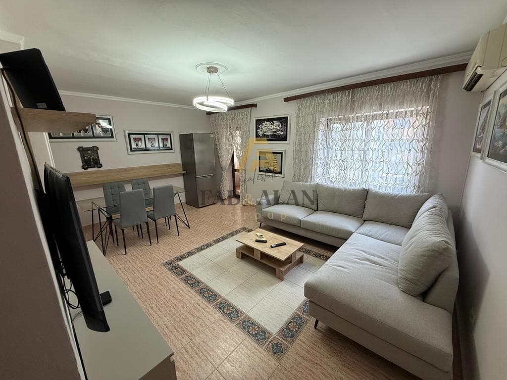 Apartament 2+1 Me Qira në Qendër të Tiranës - 600€ | 70 m²