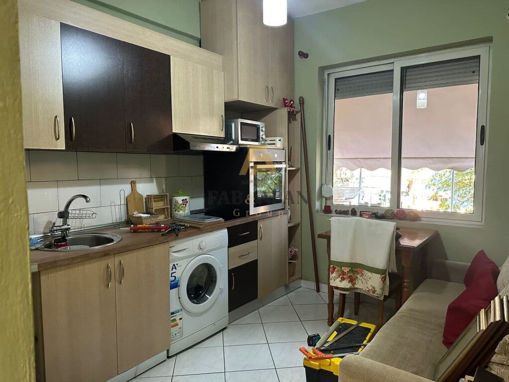 TEK ISH STACIONI I TRENIT APARTAMENT 1+1 PER QERA! 3