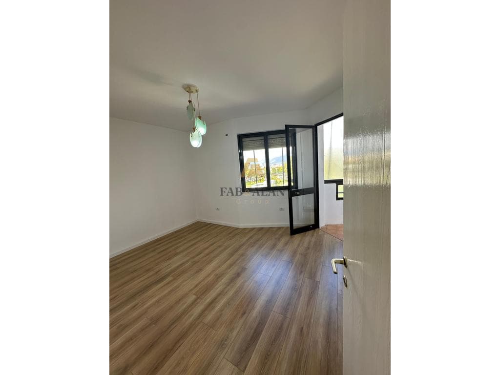 APARTAMENT 2+1 PER SHITJE TEK ISH FUSHA E AVIACIONIT! 3