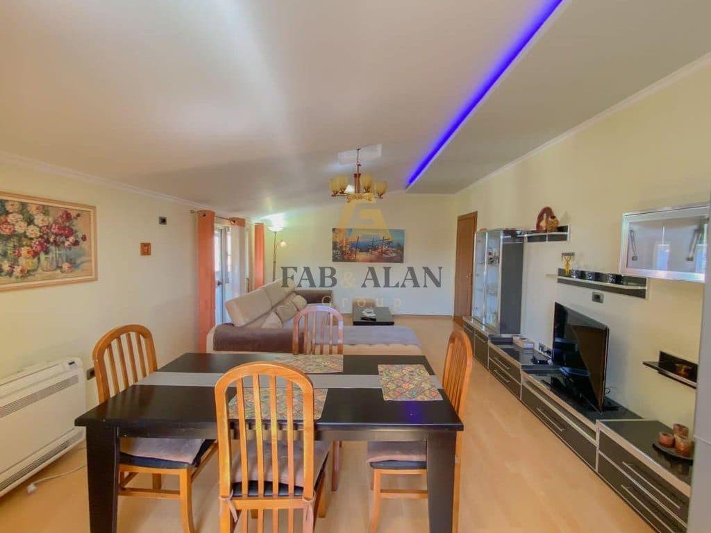 TEK RRUGA MUHAMET GJOLLESHA APARTAMENT 2+1 PER QERA! 2
