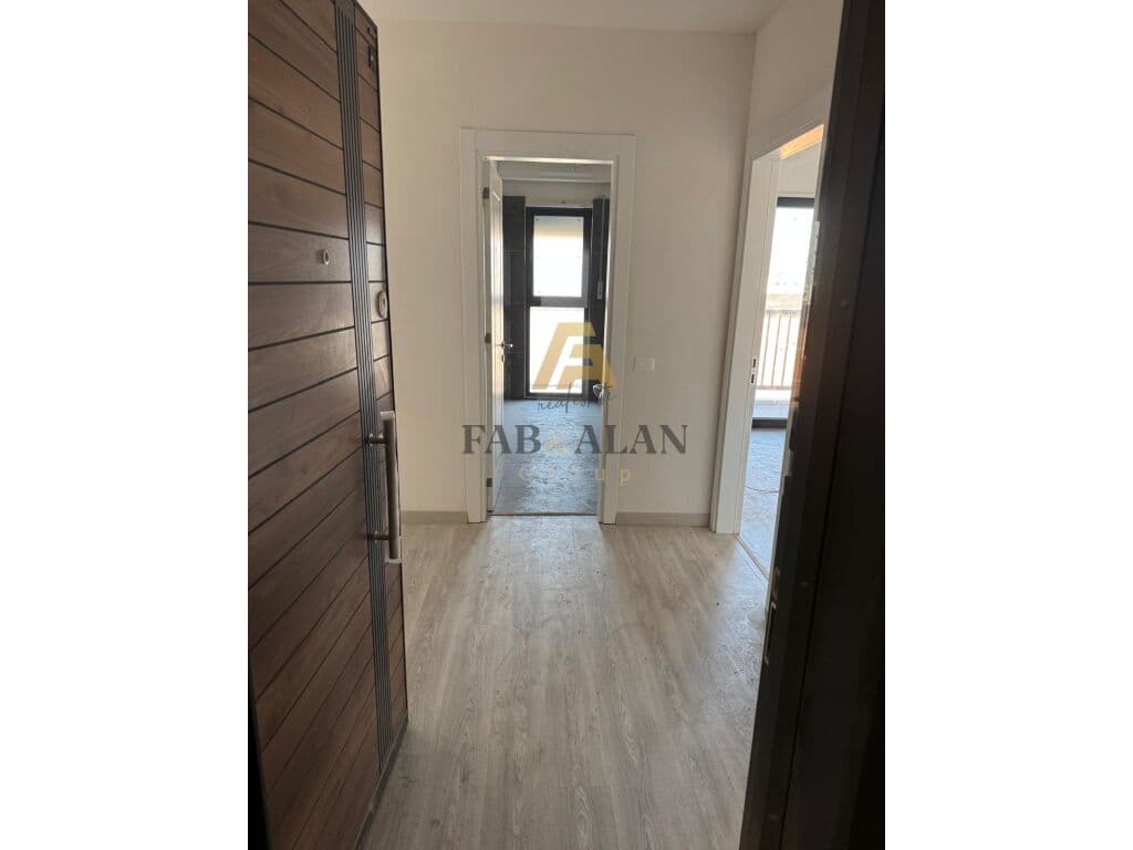 TEK BULEVARDI I RI SUPER APARTAMENT 2+1+2 PER SHITJE! 2