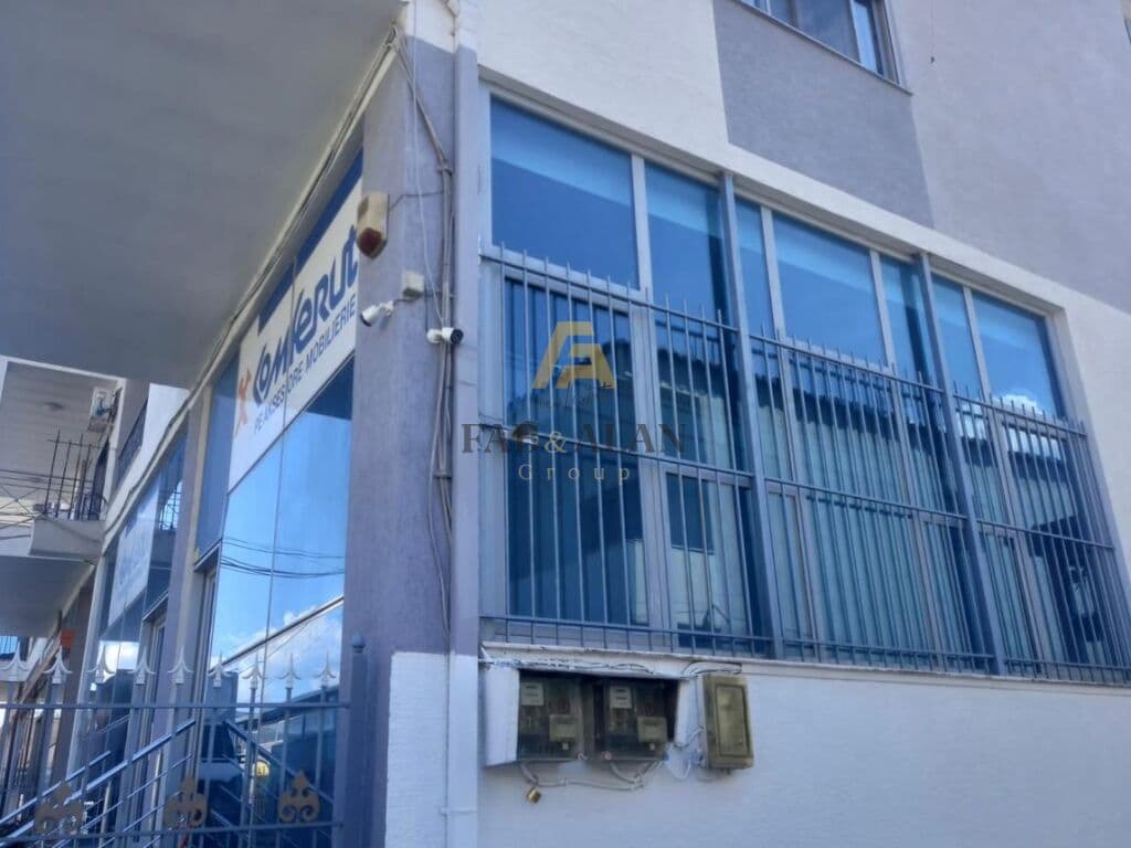 DYQAN ME QERA - FUSHE MEZEZ, RRUGA DYTESORE TIRANE DURRES, KM2 2