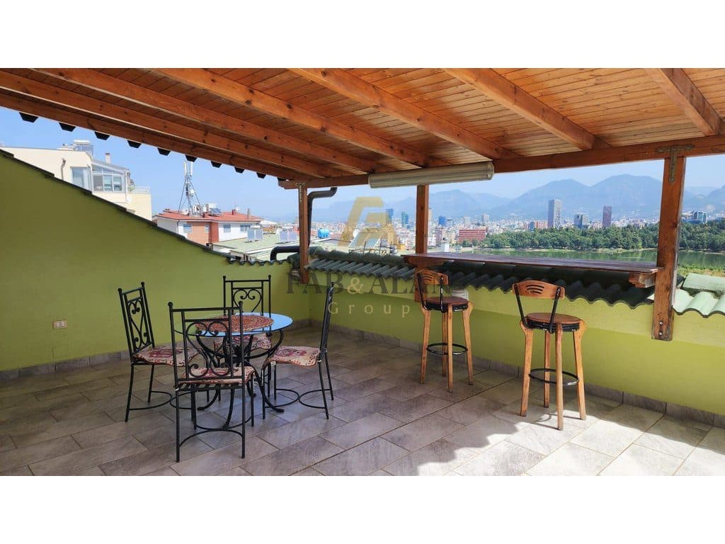 TEK LIQENI I THATE PENTHOUSE PER QERA! 2