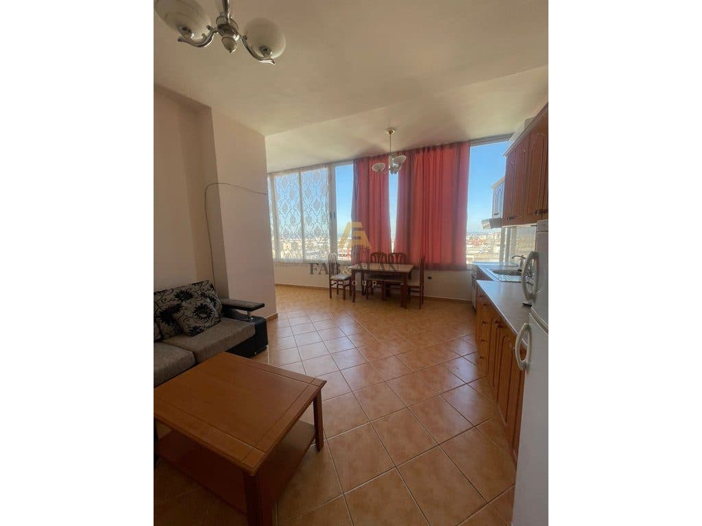 NE FRESK TEK RRUGA THESARIT APARTAMENT 2+1 PER QERA! 3