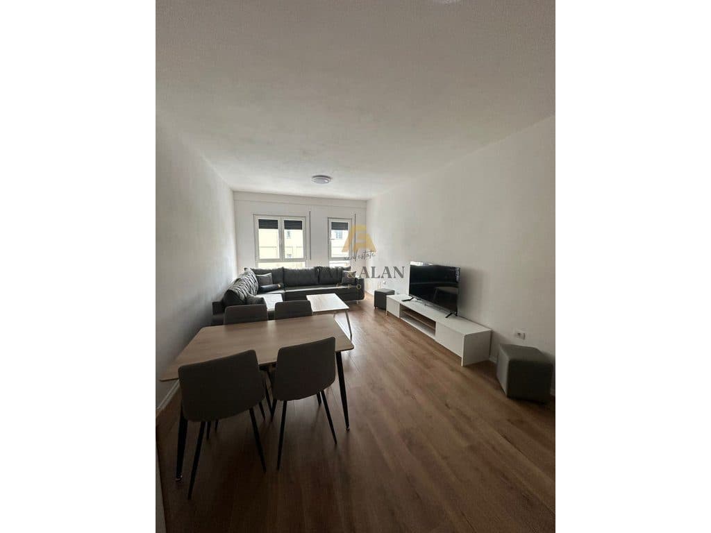NE KAMEZ APARTAMENT 3+1+2 PER QERA!