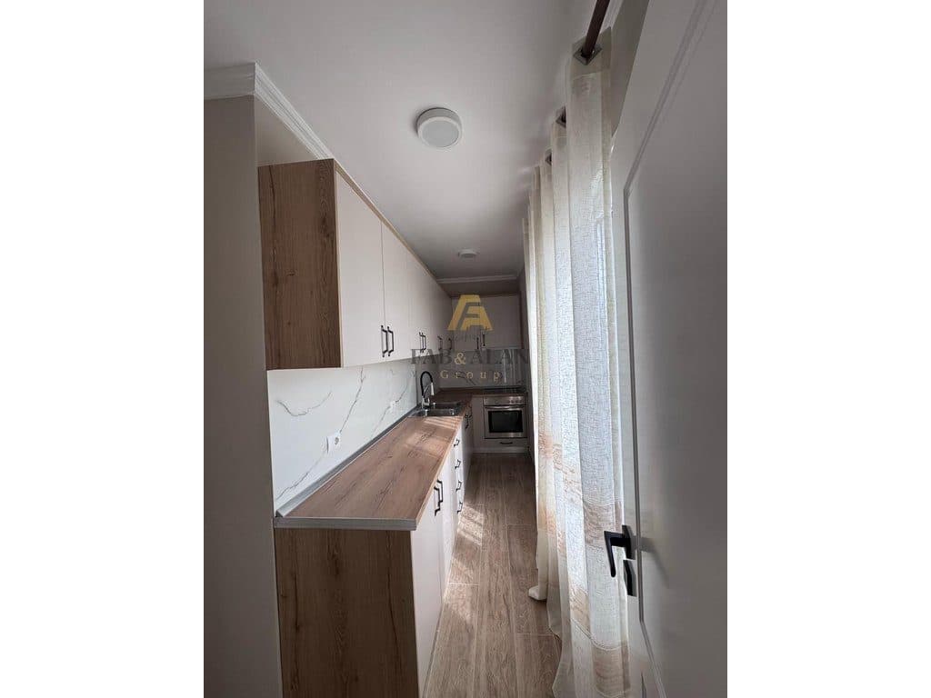 TEK XHAMIA SELITES APARTAMENT 2+1 ME QERA! 3