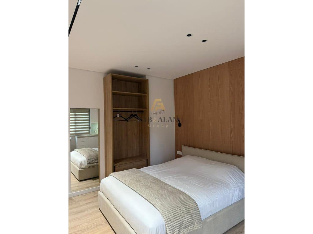 Garzoniere Me Qira ke 9 Kateshet, Tiranë - 1300€ | 2