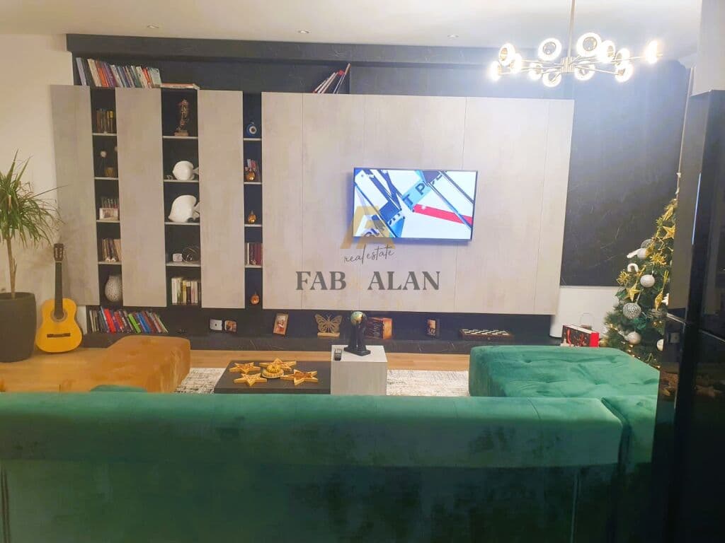 TEK ASL SUPER APARTAMENT 2+1+2 PER SHITJE! 3