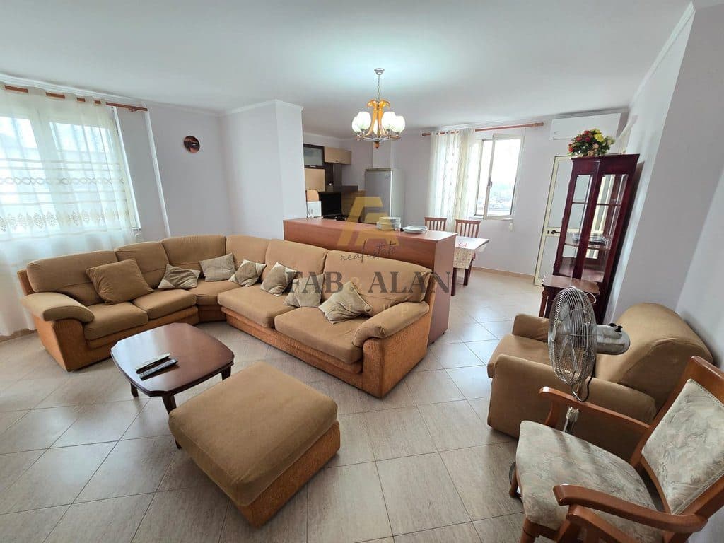 TE STACIONI I TRENIT NE DURRES APARTAMENT 2+1 PER SHITJE!
