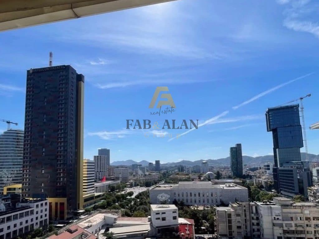 Penthouse 3+2 Në Shitje në Bulevardi Zogu i Parë, Tiranë - 580000€ | 161 m²