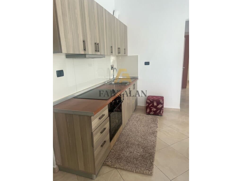 APARTAMENT2+1 ME QERA NE SAUK I RI 2