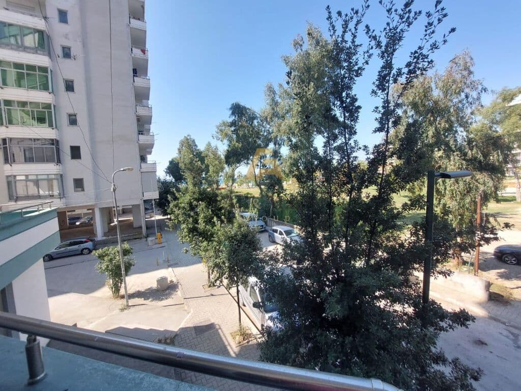 APARTAMENT 2+1 PER QERA LUNGOMARE!