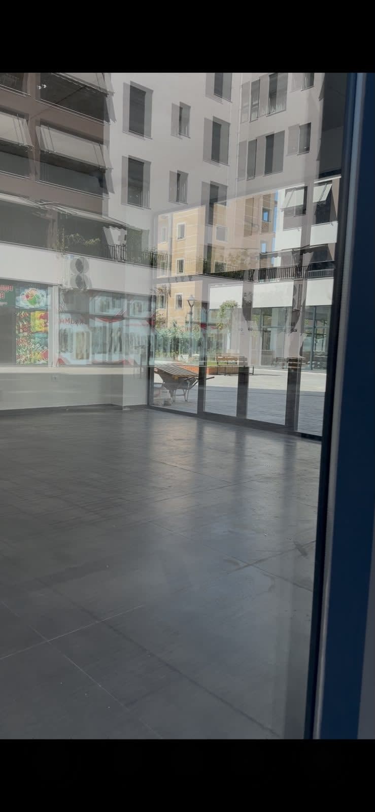 hitet Dyqan në Kamëz – Mundësi e Shkëlqyer Investimi! 3