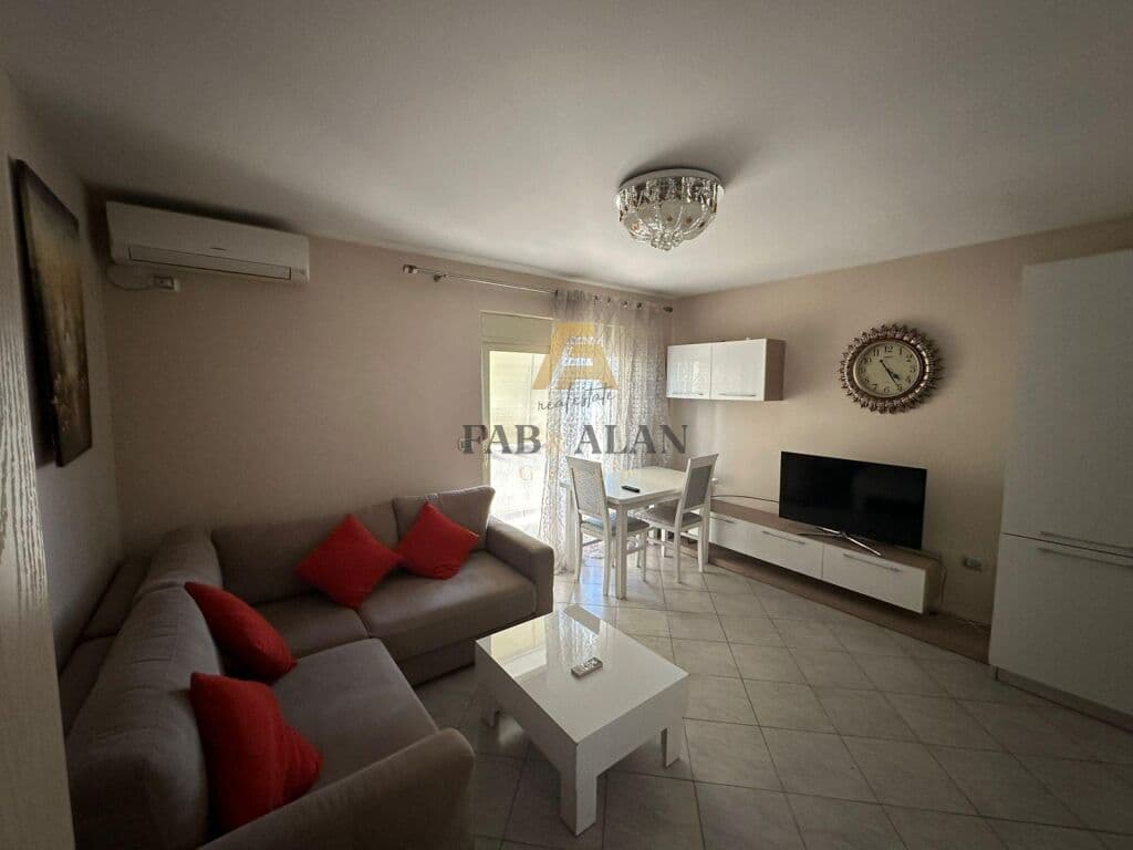 APARTAMENT 3+1 TEK ALI DEMI PER QERA!