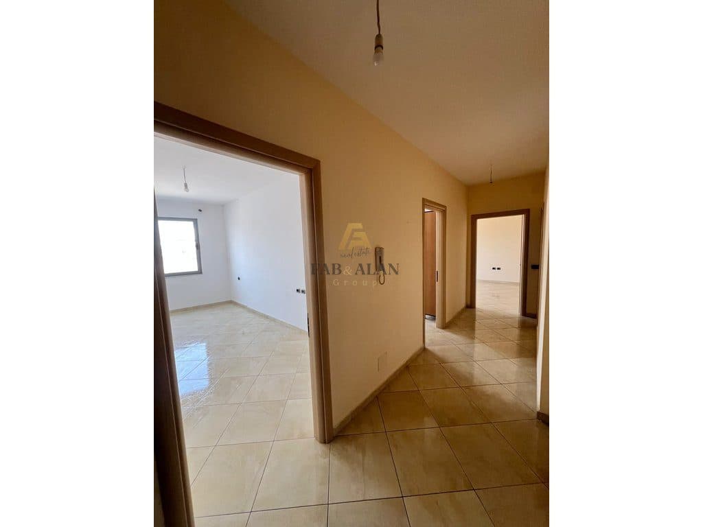 Apartament 2+1 Për Shitje në Yzberish, Tiranë - 145,000€ | 95 m² 4