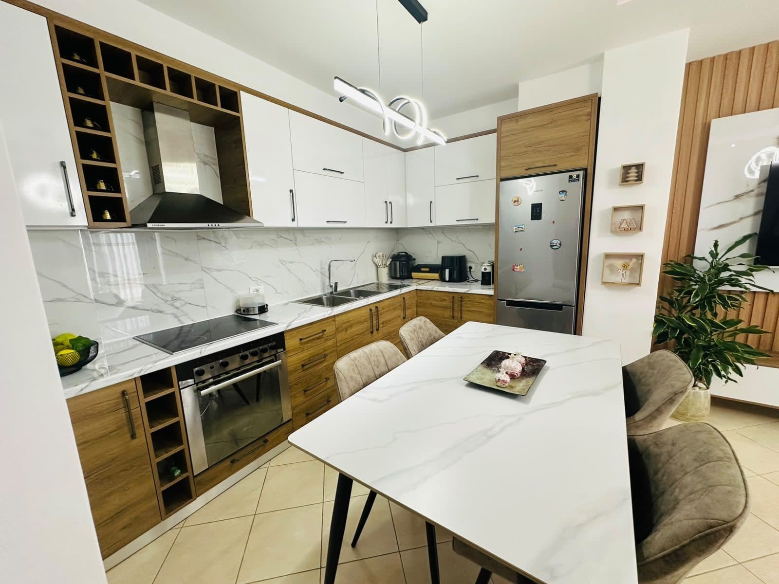 Apartament 2+1+1 Për Shitje në Yzberish, Tiranë - 170,810€ | 97 m² 3