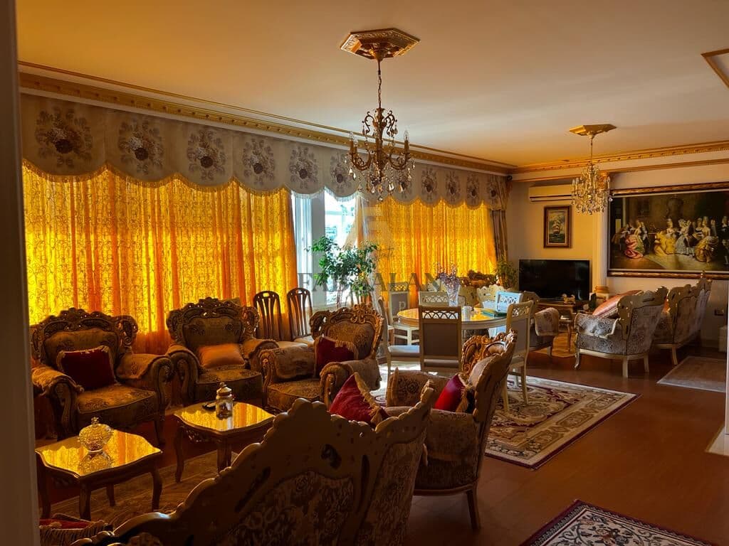 APARTAMENT MODERN 2+1+2 PER SHITJE NE SARANDE!