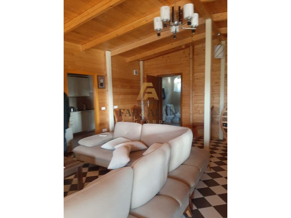 FERME + SHTEPI PRIVATE DRURI PER SHITJE NE GURRE TE MADHE! 4