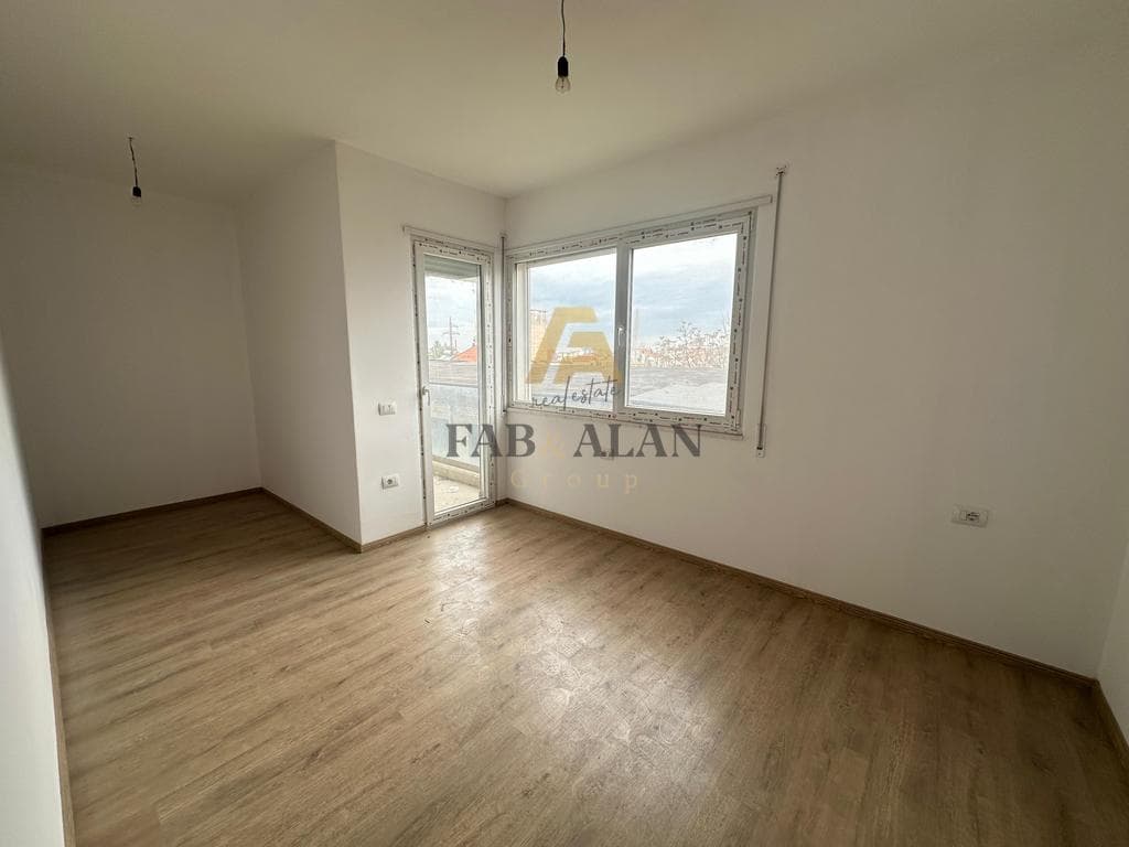 Apartament 1+1 për Shitje pranë Fiori Di Bosko Çmimi: 128,000 € 3