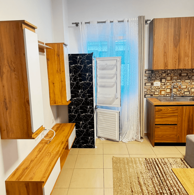 Apartament 1+1 Me Qira në Rruga 5 Maji, Tiranë - 540€ | 75 m² 2