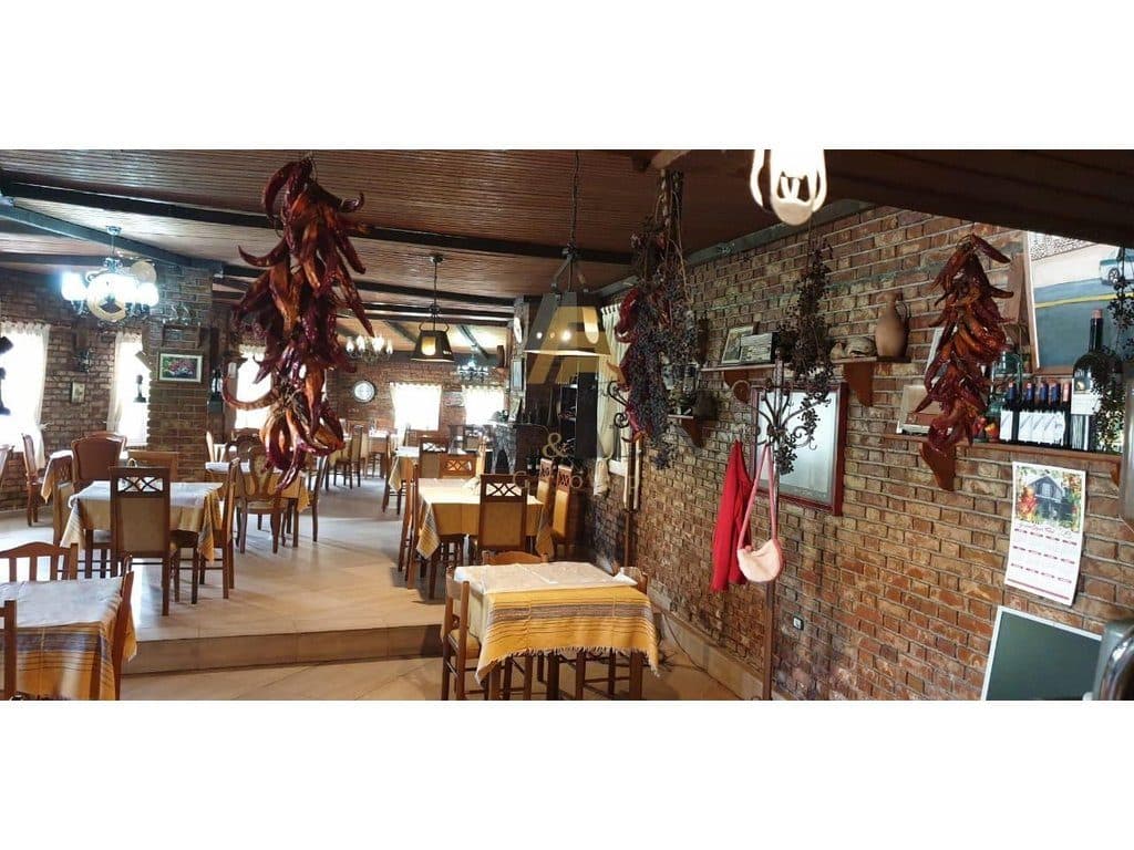 OFROJME RESTORANT PER SHITJE NE IBE!! 3