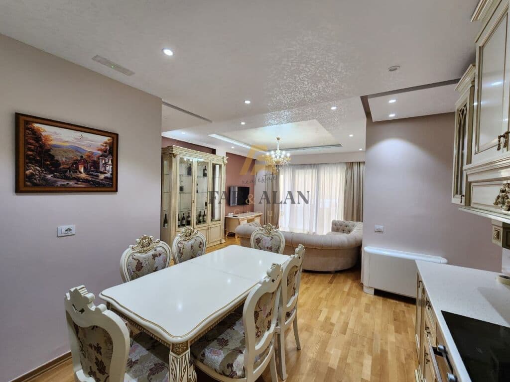 SUPER APARTAMENT 2+1 PER QERA TEK KOPSHTI BOTANIK! 4