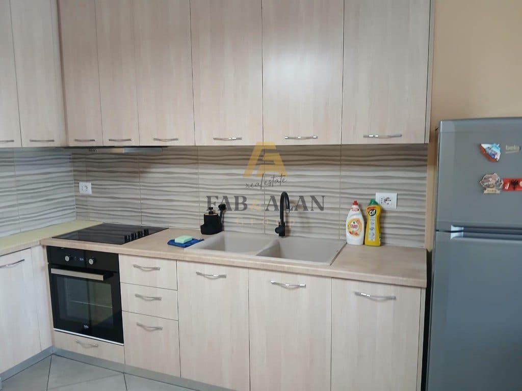 JEPET ME QERA APARTAMENT 1+1 - RRUGA E BURGUT, PRAN SPAK ! 2