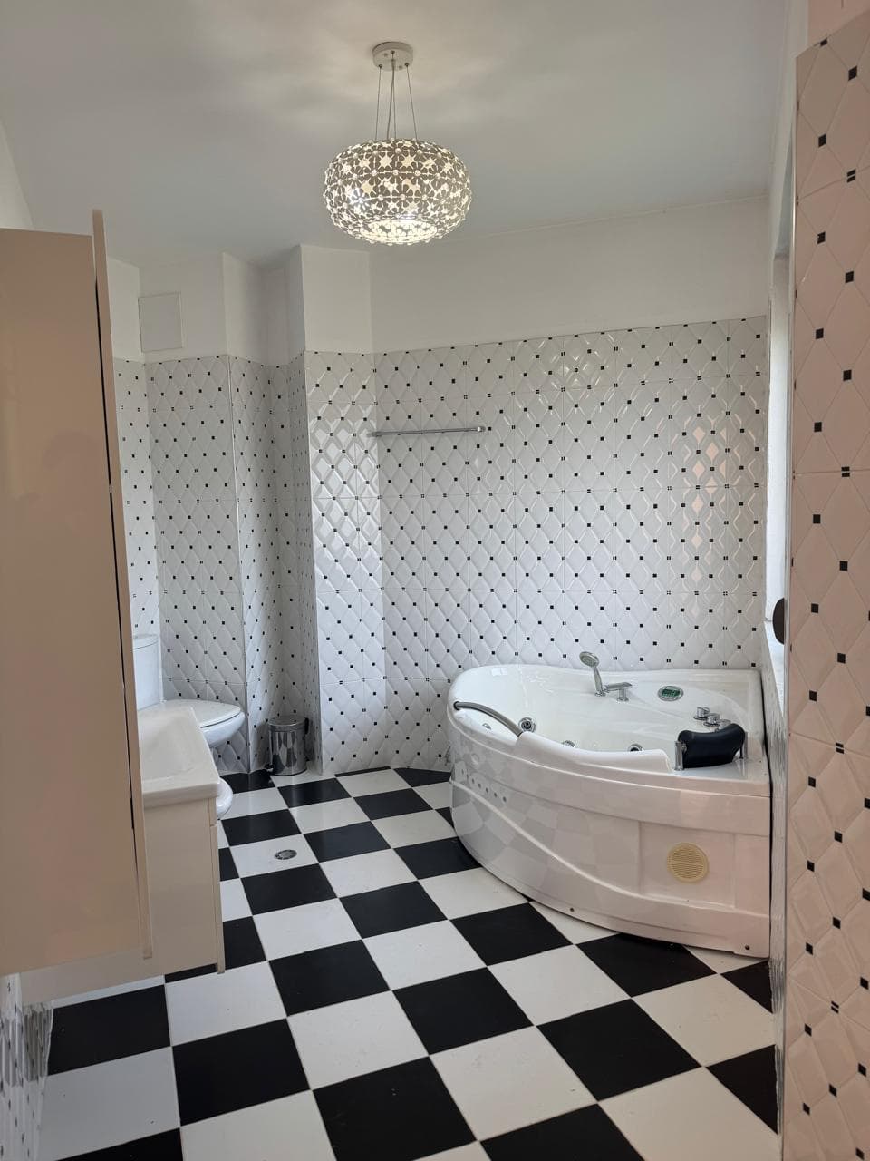 🏡 SHITET APARTAMENT 3+1+3 – KOPSHTI ZOOLOGJIK 2