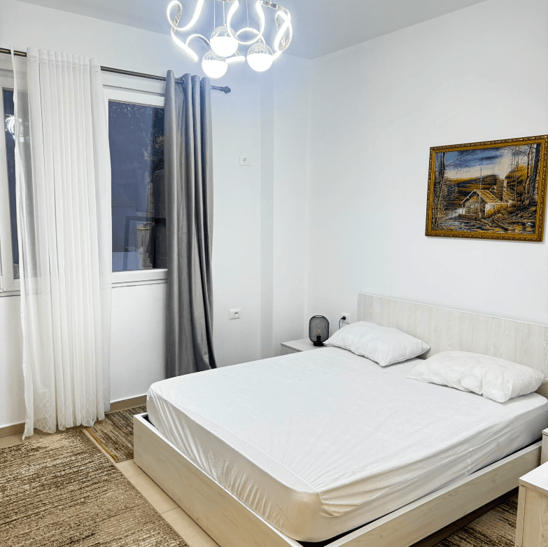 Apartament 1+1 Me Qira në Rruga 5 Maji, Tiranë - 540€ | 75 m² 3