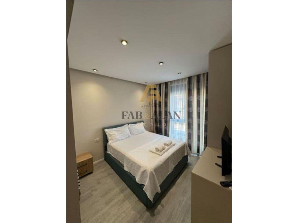 OFROJME APARTAMENT PER QERA 2+1TEK SHKOLLA E UETIT NE PORCELAN! 2