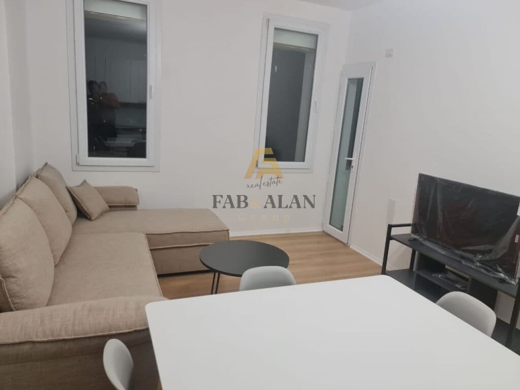 ISH FUSHA E AVIACIONIT APARTAMENT 1+1 PER QERA!
