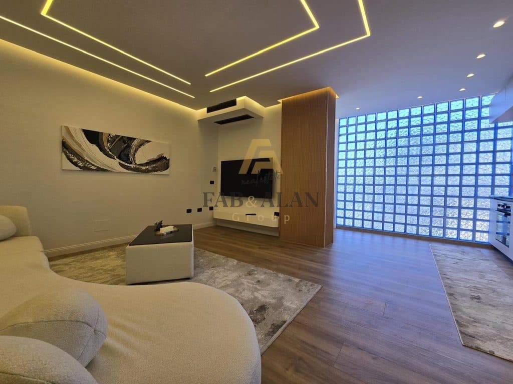 PRANE RRUGES SE KOSOVAREVE SUPER APARTAMENT 2+1+2 PER SHITJE! 2