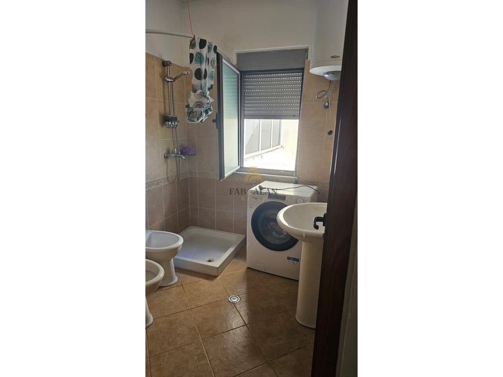 NE FRESK APARTAMENT 2+1+2+2 BALLKONE PER QERA! 4