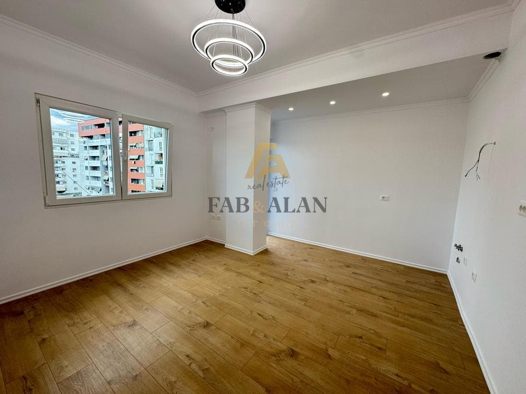 NE ASTIR TEK 2 PALMAT APARTAMENT 1+1 PER SHITJE!
