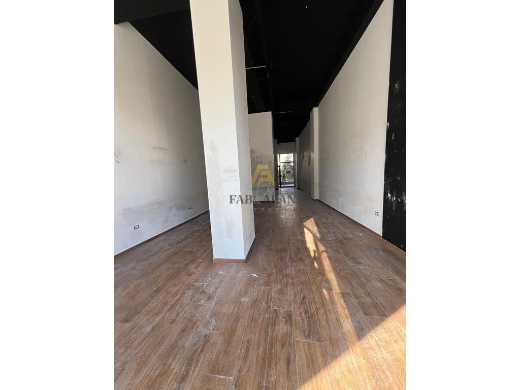 JEPET ME QIRA DYQAN 139 M² NË ASTIR