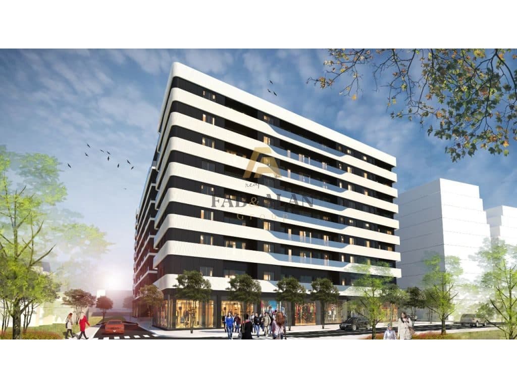TEK DON BOSKO APARTAMENT 3+1+2 PER SHITJE!!
