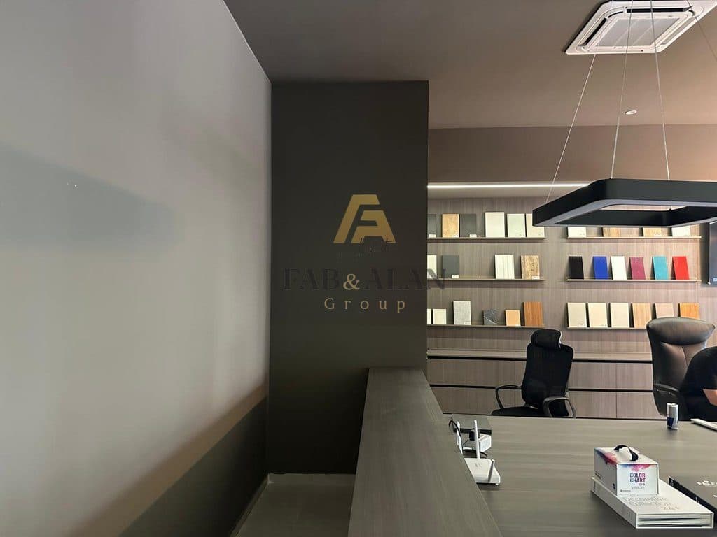 Dyqan 1+1 Me Qera Ish Fusha e Aviacionit - 1400€ | 125 m² 3