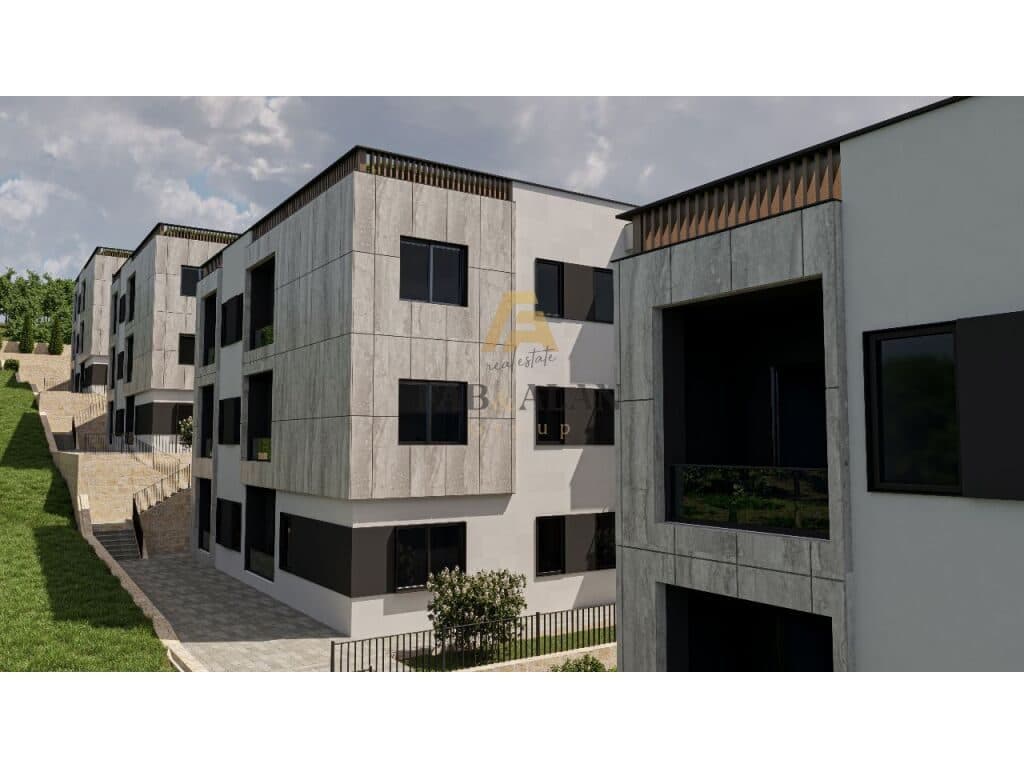 TEK RRUGA DALIP TOPI NE FRESK APARTAMENT 2+1 PER SHITJE!