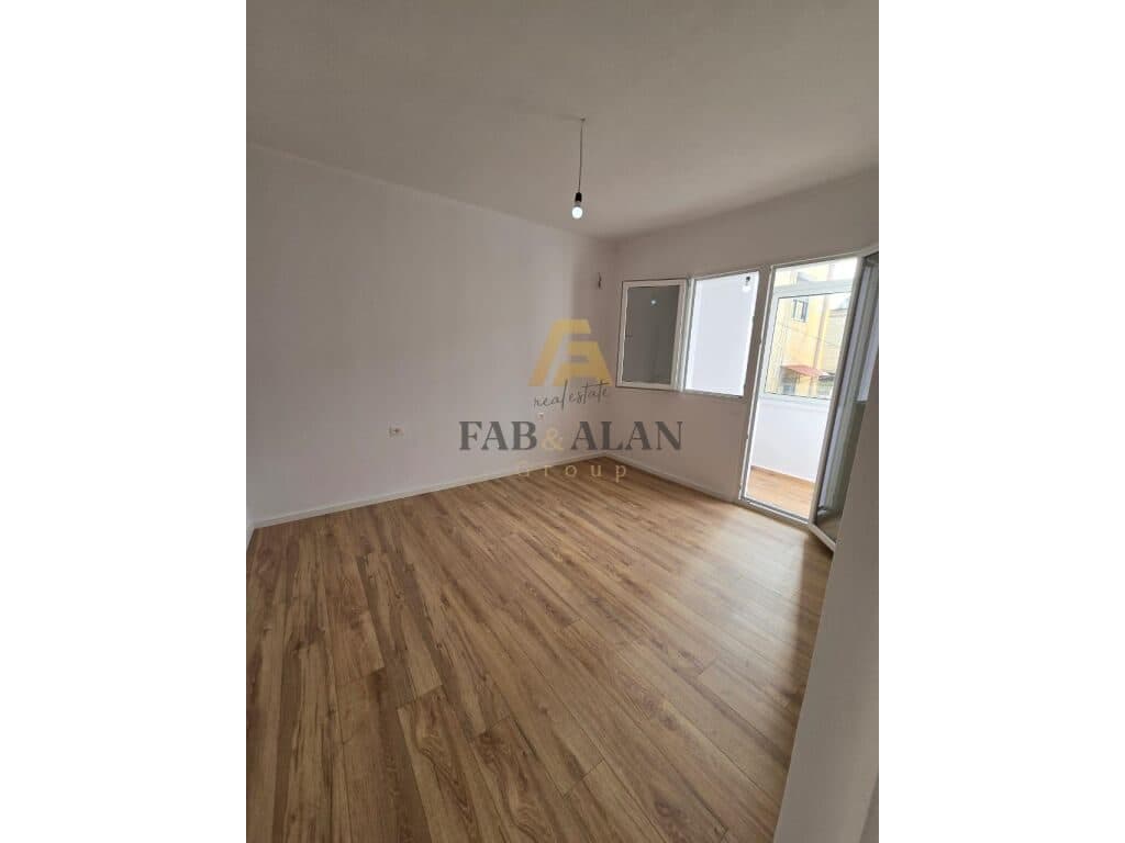 APARTAMENT 2+1 PER SHITJE TEK OXHAKU PRANE PEDIATRISE! 2