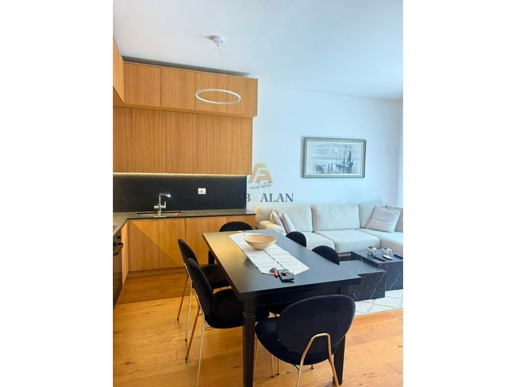 Apartament 2+2 Me Qira në Secret Garden Residence prane Qendra Tregtare TEG, Tiranë – 1200€ | 2 kat 2