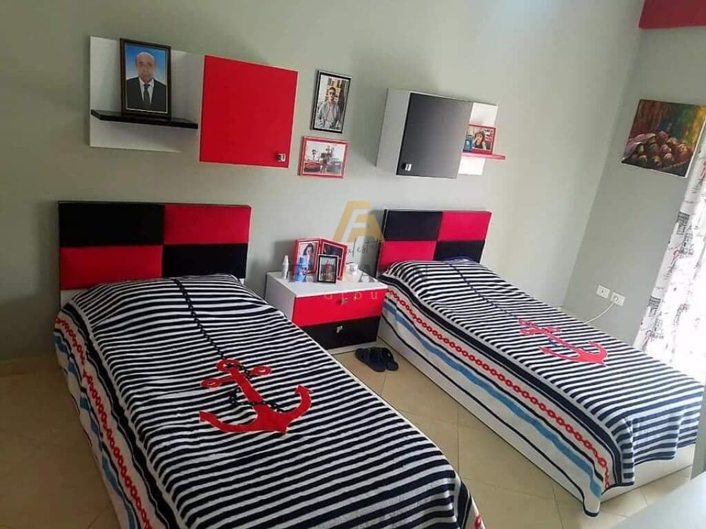 APARTAMENT 3+1+2 NE SHITJE NE ALI DEM! 4