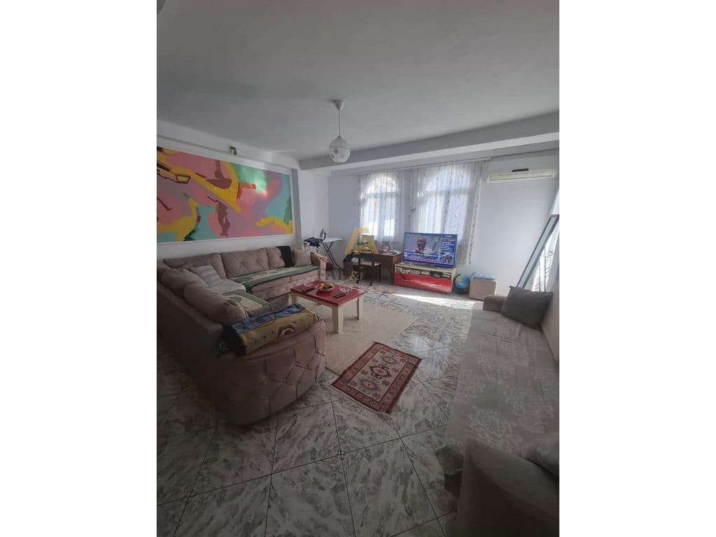 Vilë 2+2 Në Shitje në Rruga Jordan Misja, Tiranë - 255,000€ | 170 m² 3