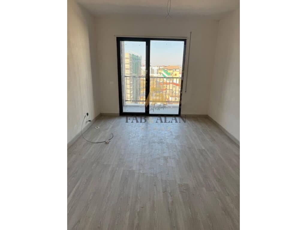 TEK BULEVARDI I RI SUPER APARTAMENT 2+1+2 PER SHITJE! 3