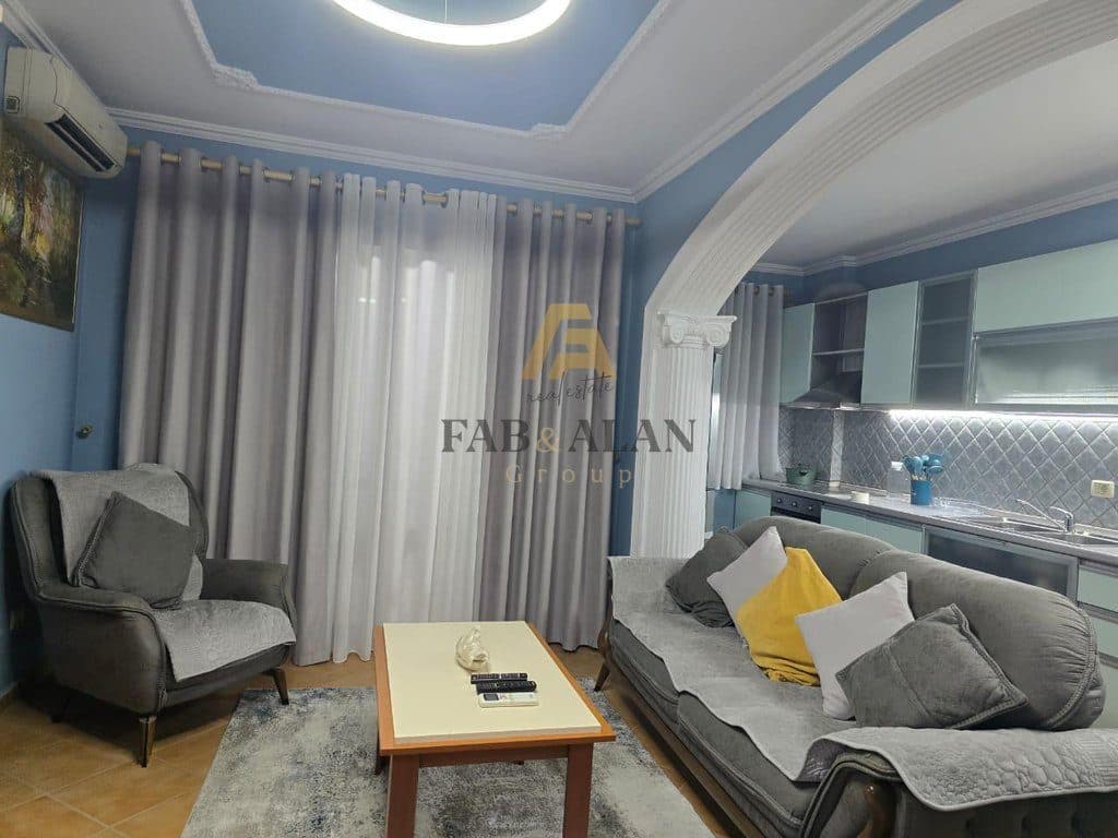 TEK RRUGA 5 MAJI APARTAMENT 2+1 PER QERA!