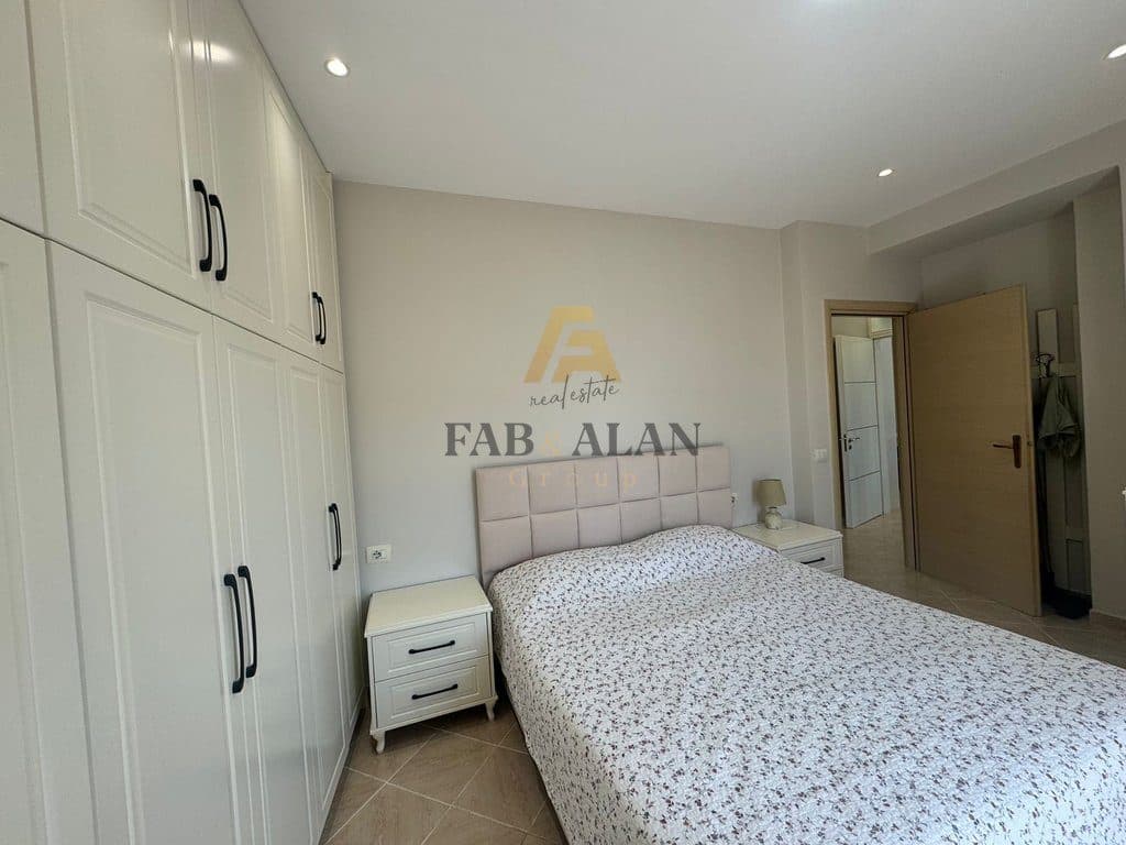PRANE SHKOLLES BAJRAM CURRI APARTAMENT 2+1+2 PER QERA! 3