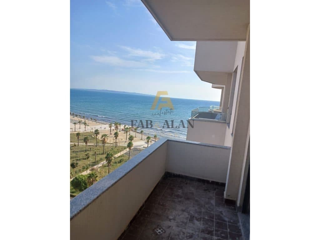 APARTAMENT 2+1+2 ME PAMJE NGA DETI NE SHITJE TEK VOLLGA NE DURRES!