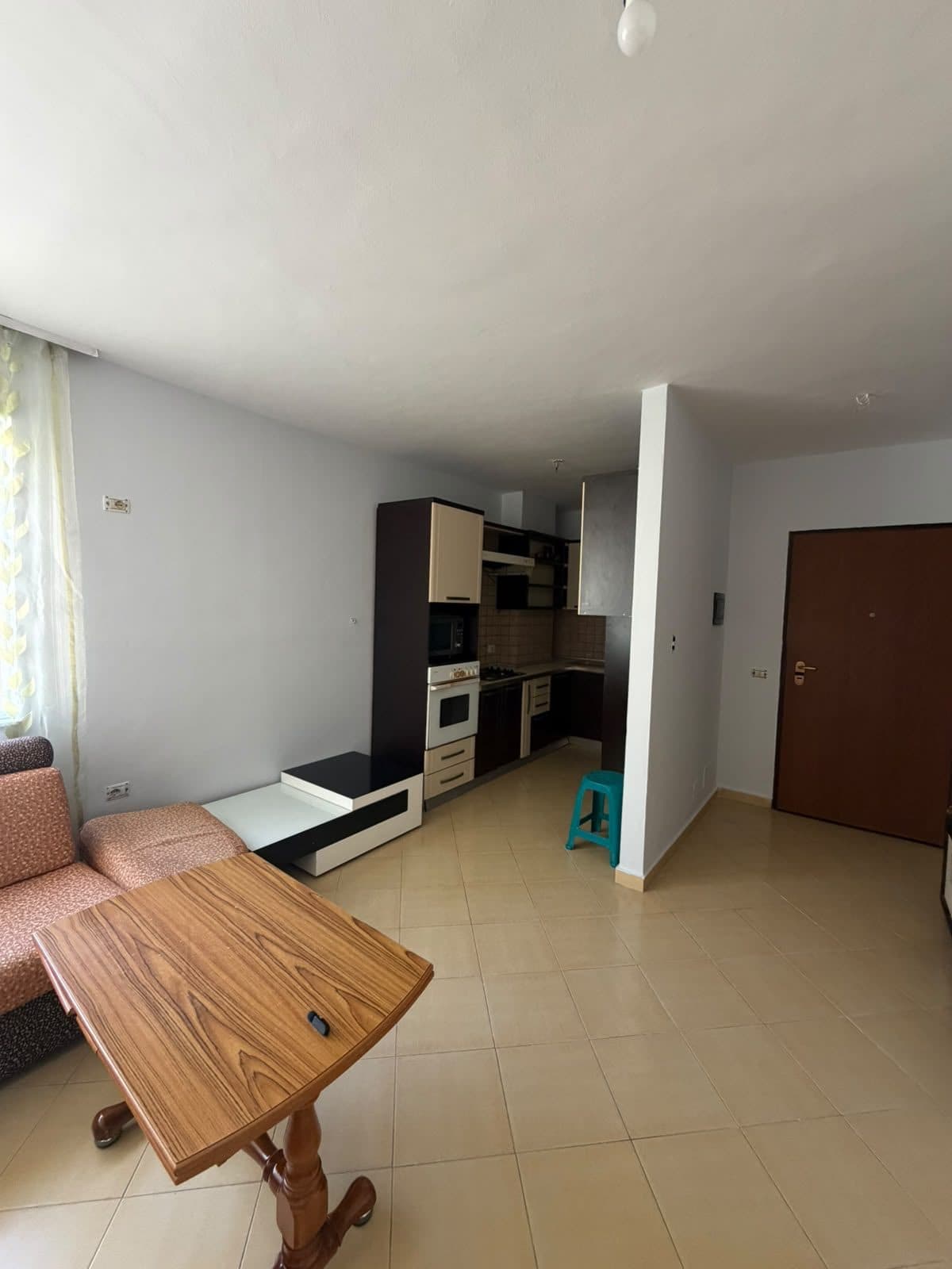 🏡 SHITET APARTAMENT 3+1 – MISTO MAME 3