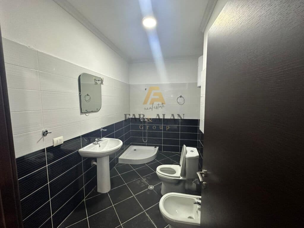 TEK ASTIRI APARTAMENT 2+1+2 NE SHITJE! 3