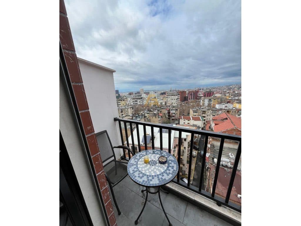 TEK VILA GOLD APARTAMENT 2+1 PER SHITJE!