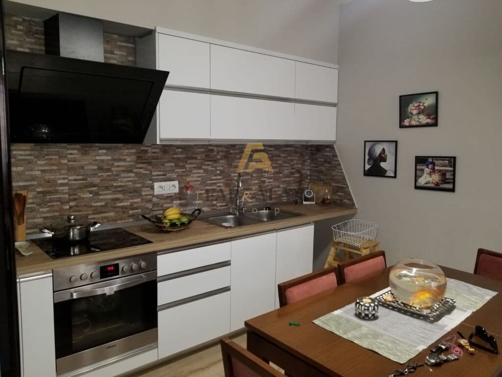 TEK LIQENI I THATE SUPER APARTAMENT 2+1+2 PER SHITJE! 3